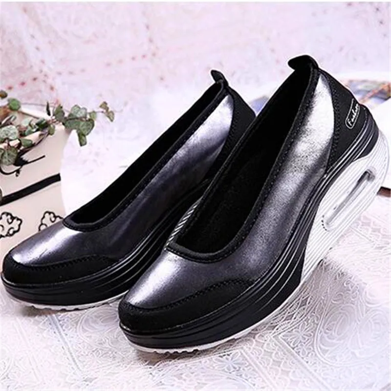 

Spring and summer new air cushion thick bottom increased casual shallow mouth shake big size women's shoes