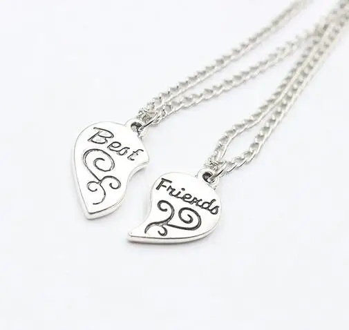 Женская подвеска с надписью 2 части | Украшения и аксессуары