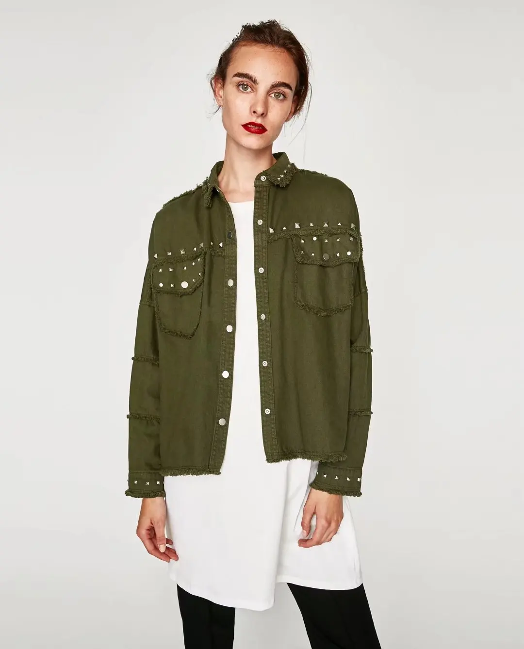 Chaquetas mujer Заклепки джинсовая куртка Свободная джинсовая куртка женская с длинным рукавом бомбардировщик куртка осень женская джинсовая пальто veste femme