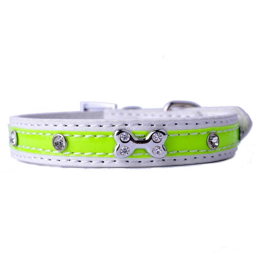 ошейники для собак все Bling Pet Ошейник Diamante Шипованная Кожа PU Регулируемая пряжка