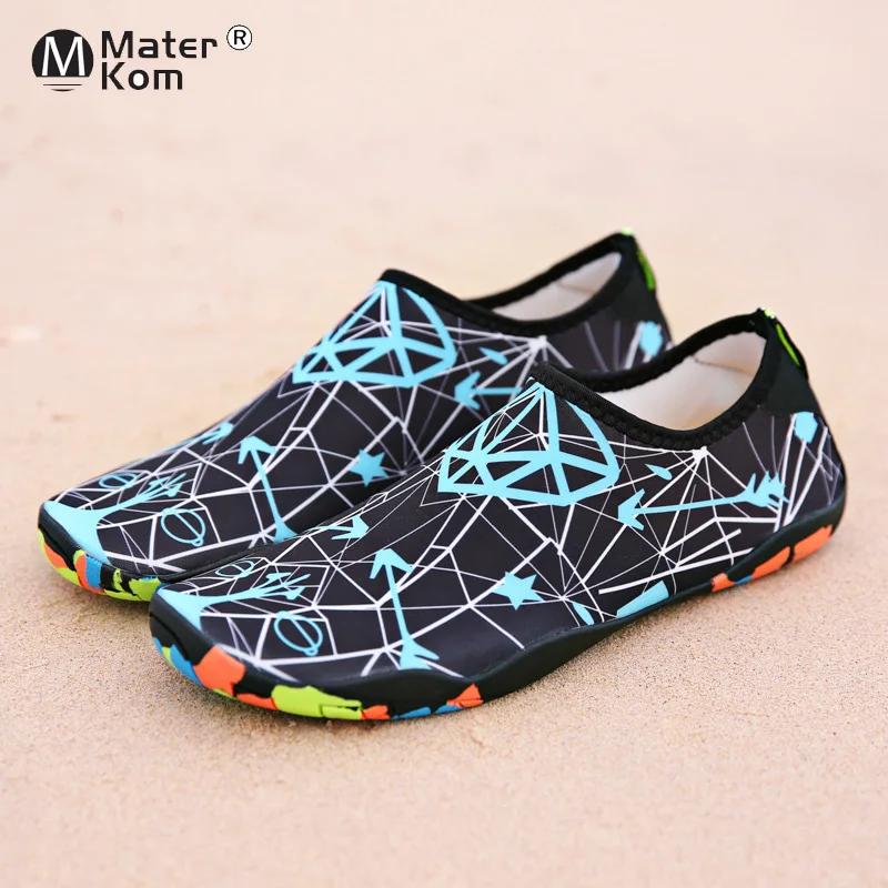 Size35-46 2019 пляжные воды обувь Человек любителей уличная прогулочная болотная
