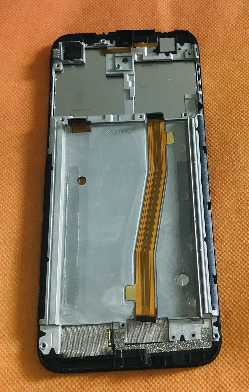 Б/у Оригинальный ЖК-дисплей сенсорный экран Рамка Для DOOGEE Y8 MTK6739 четырехъядерный