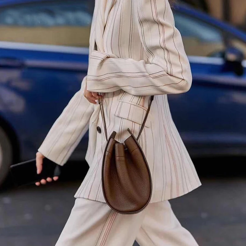 

Saddle bag solid women PU leather shoulder bag round handbag women vintage half moon bags 2019 new ins fashion drop shipping