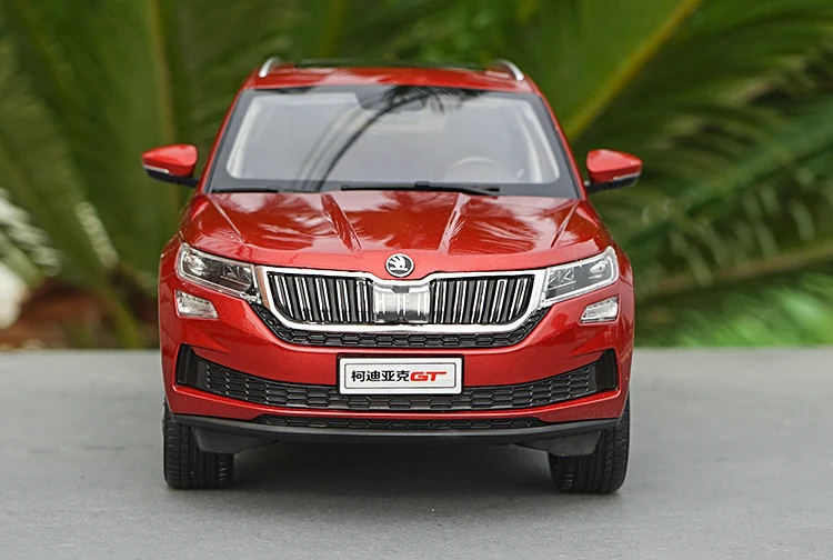 1/18 Skoda KODIAQ GT SUV литая модель металлическая модель автомобиля SUV Hobby черный красный подарок для мальчиков Коллекция
