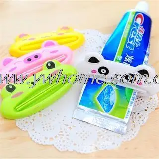 2 PC Creative Cartoon Cute Animal Multifunction Plastic Toothpaste Squeezer Toothbrush Holder Bathroom Dispenser Squeezing Tools | Дом и сад