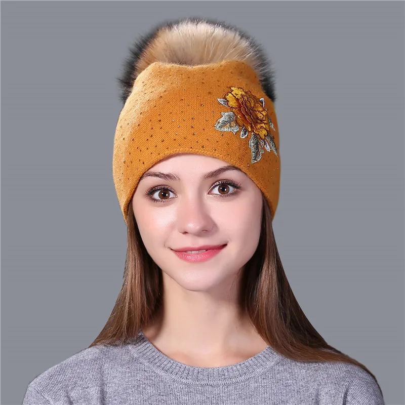 Xthree женская зимняя шапка, Модная вязаная шапка с вышивкой, шапка для женщин, натуральный Лисий мех, помпон, шерстяная шапка Skullie, шапка для девочек gorro - Цвет: CAMEL