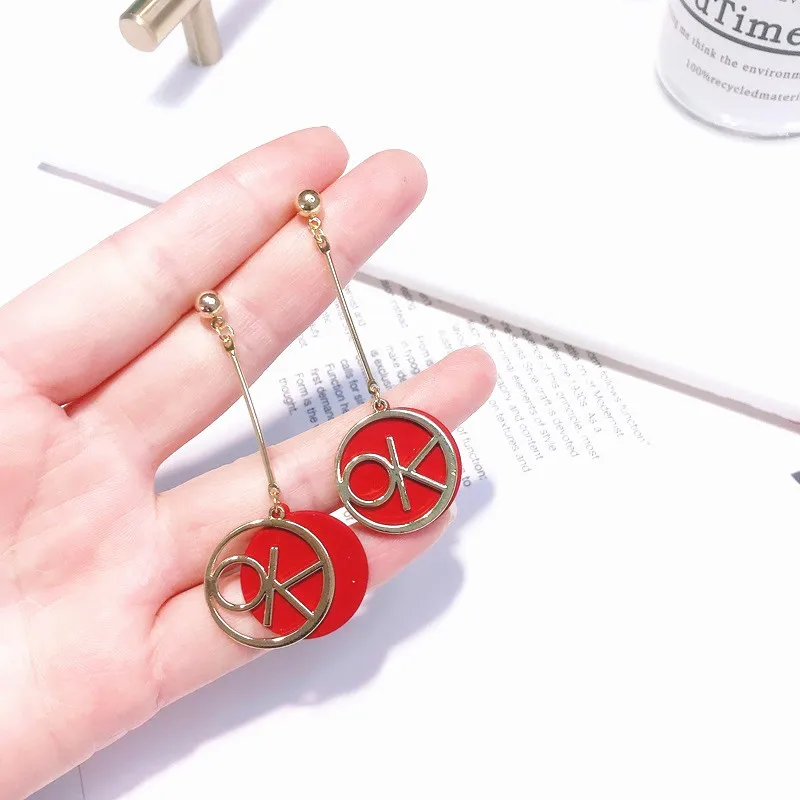 2019 новые модные женские длинные бусы с буквами Висячие серьги круглые красные