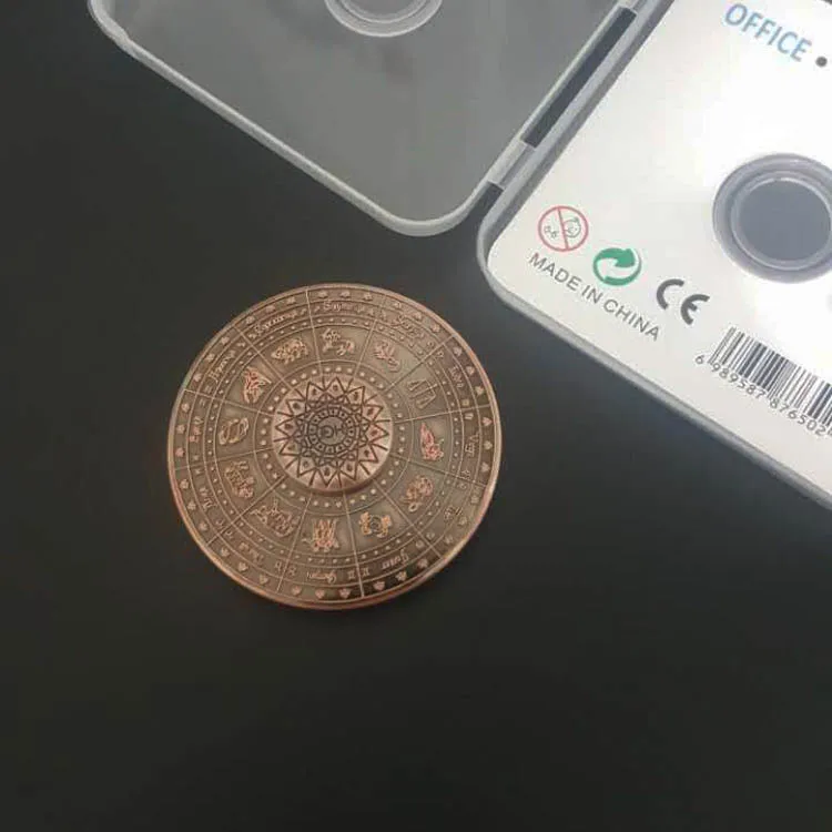 2 цвета Игрушки-антистресс древних Spinner Металлический EDC Прохладный стресс