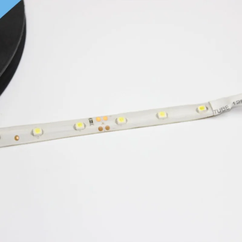 Бесплатная доставка Водонепроницаемый Светодиодная лента 5 м/рулонов 3528SMD dc12V