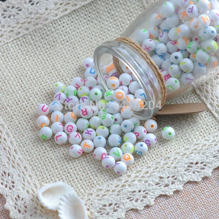 Смешанные цвета белые акриловые буквы/алфавит sphere бусины для изготовления