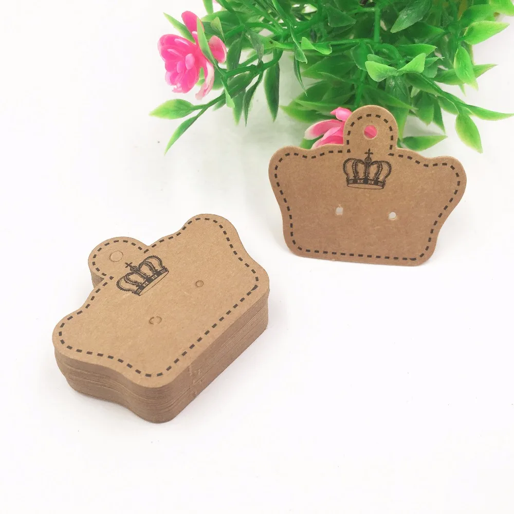 200 шт. бумажные серьги-гвоздики с принтом короны | Украшения и аксессуары