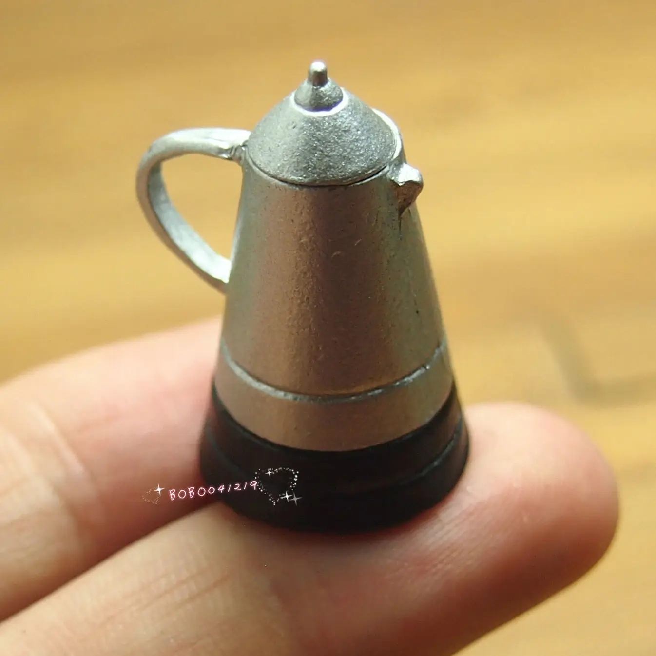 Кукольный домик миниатюрная 1:12 Игрушка кухонный металлический конус форма