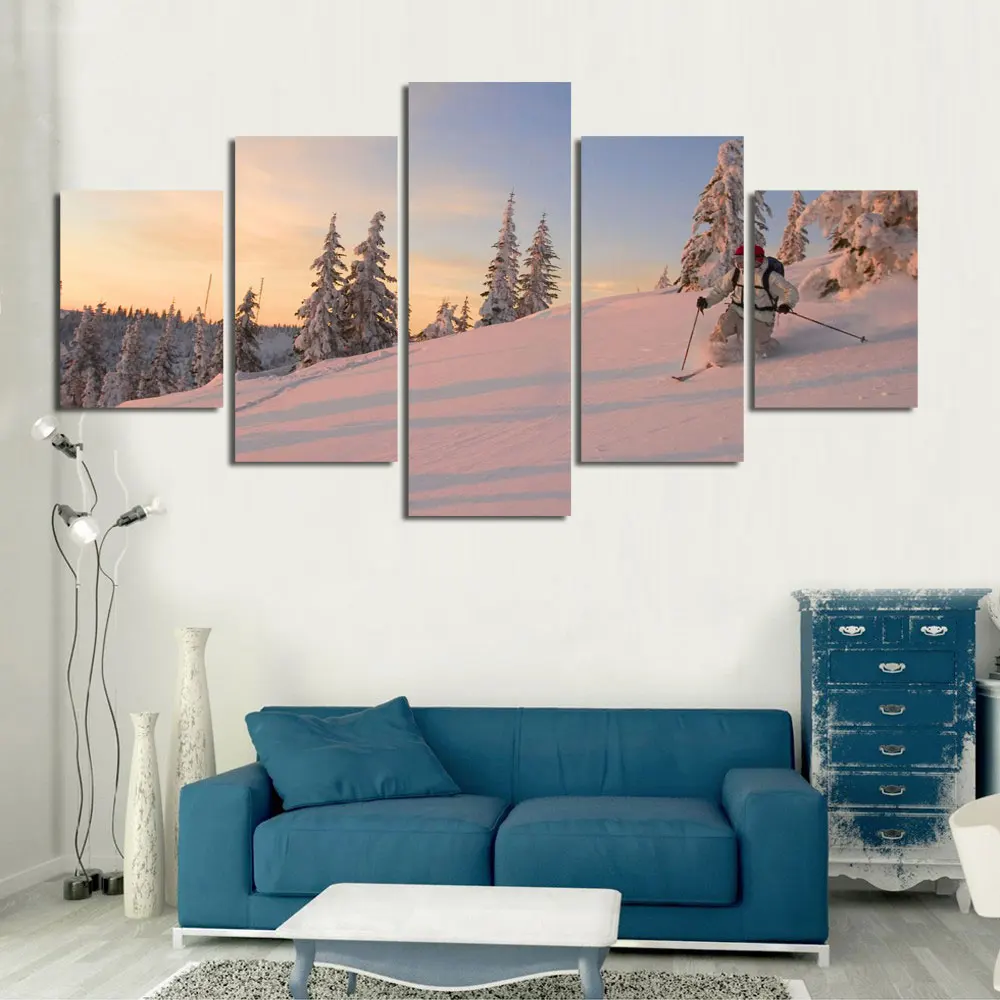 Набор из 5 картин для декорирования стены в домашней гостиной в современном стиле на тканевой основе с изображением экстремального видео на лыжах в заснеженном мире.