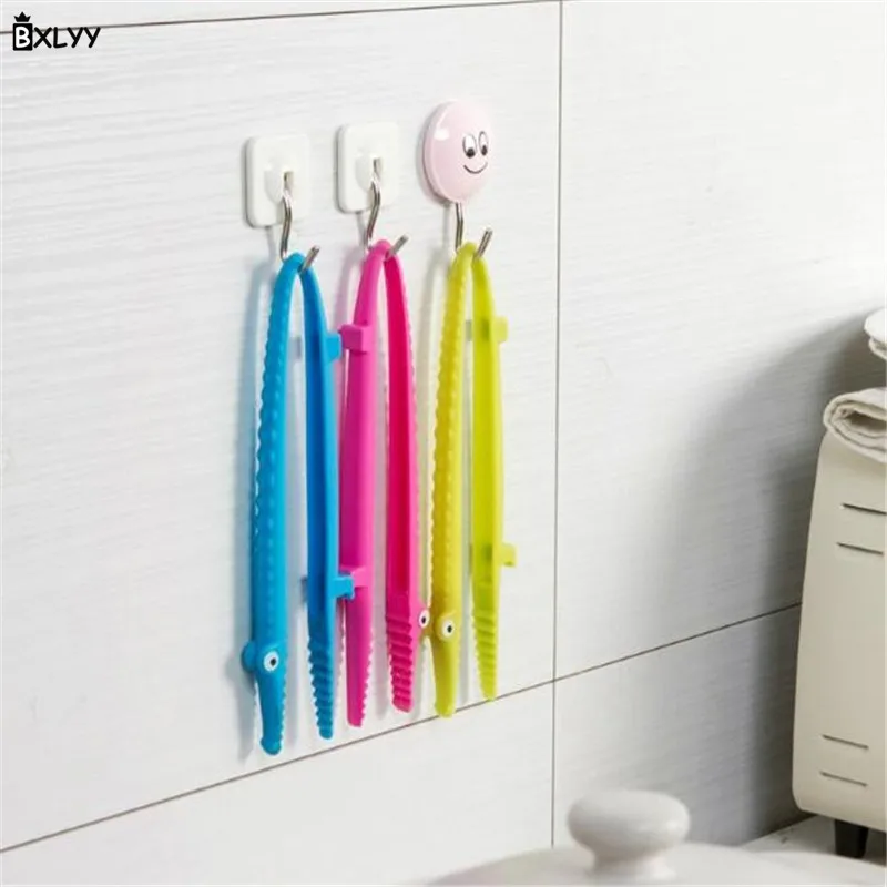 BXLYY Multi-function Crocodile Food Clip Can Be Hung Cake Bread Fruit Salad BBQ Kitchen Accessories Vegetable Cutter.7 | Дом и сад