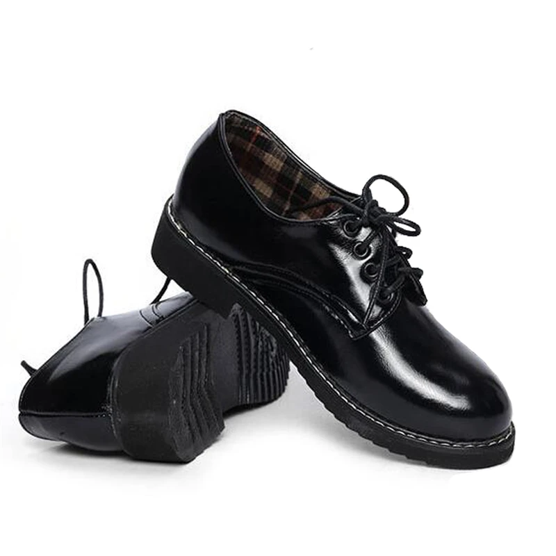 Женские туфли оксфорды covoyar красные/черные классические на плоской подошве со