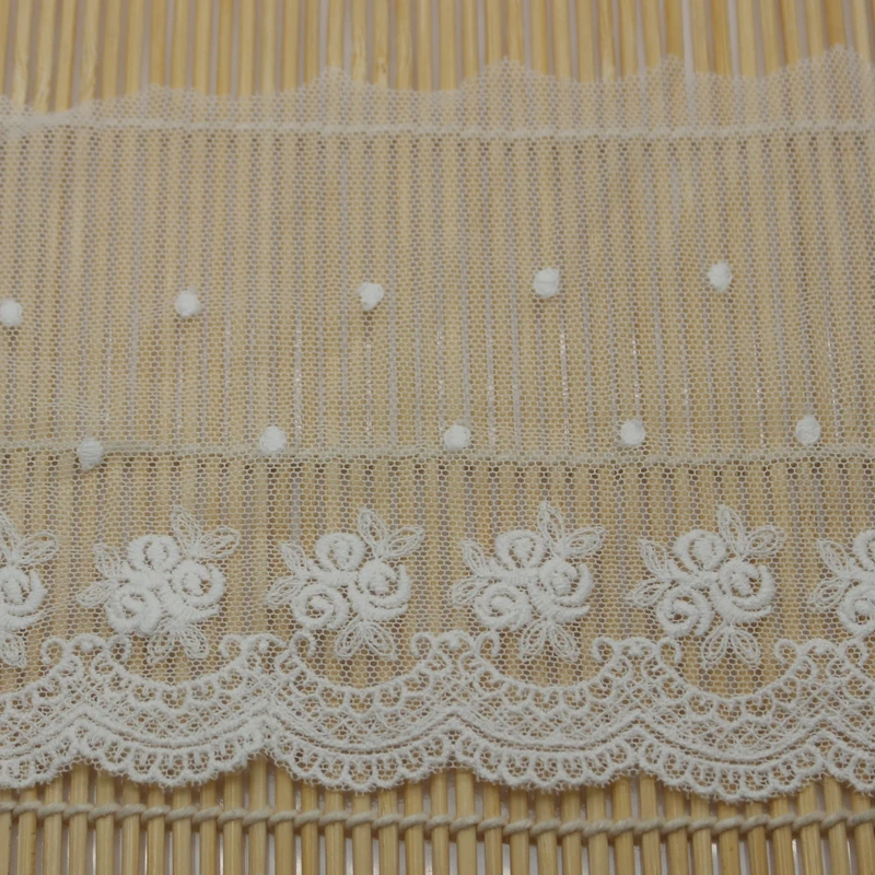 Кружевная вышивка в виде Розы 3 м