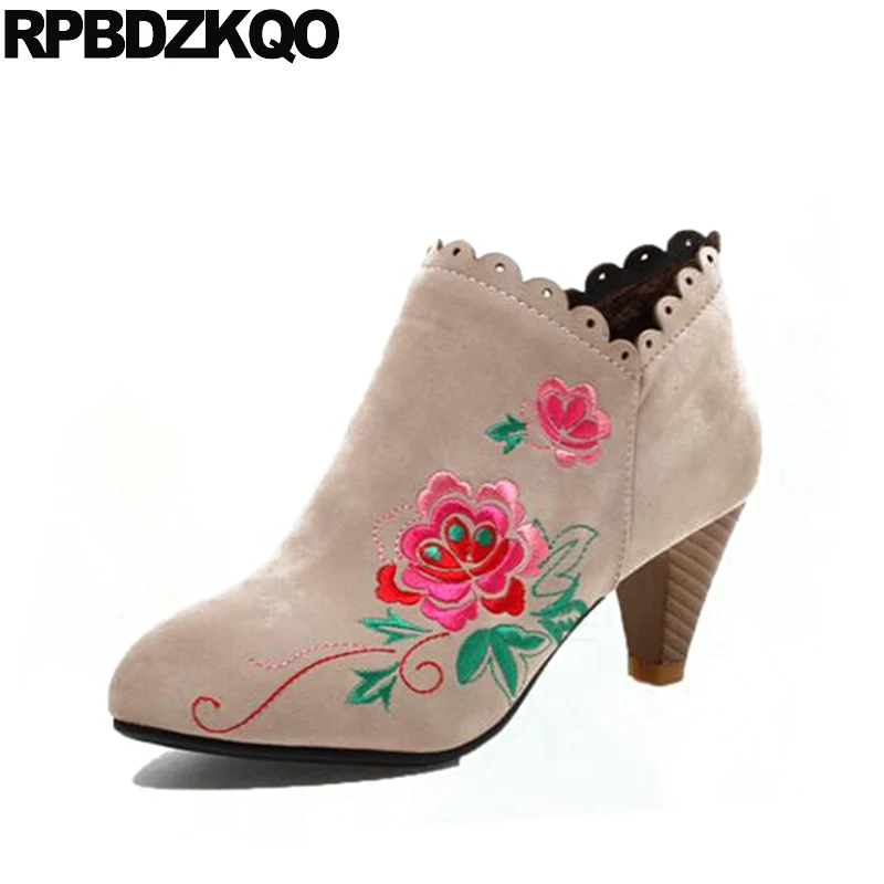 

Pointed Toe Side Zip Boots Shoes Beige Suede Ankle Short Embroidery Autumn High Heel Fashion 2021 Chunky Booties New Ladies