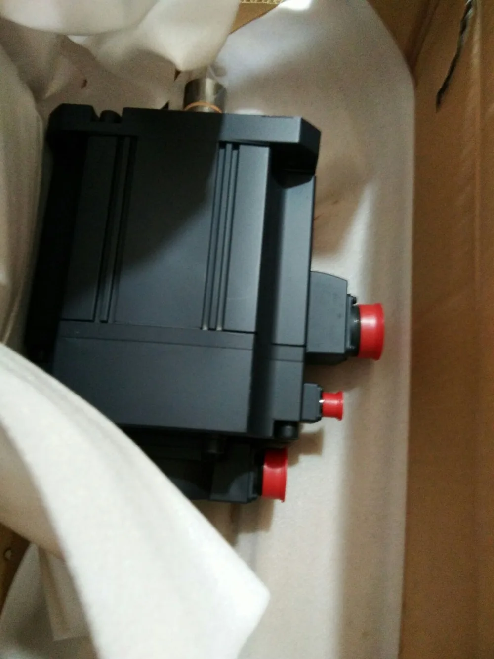 HC SFS352 Новый и оригинальный серводвигатель|Контроллер двигателя| |