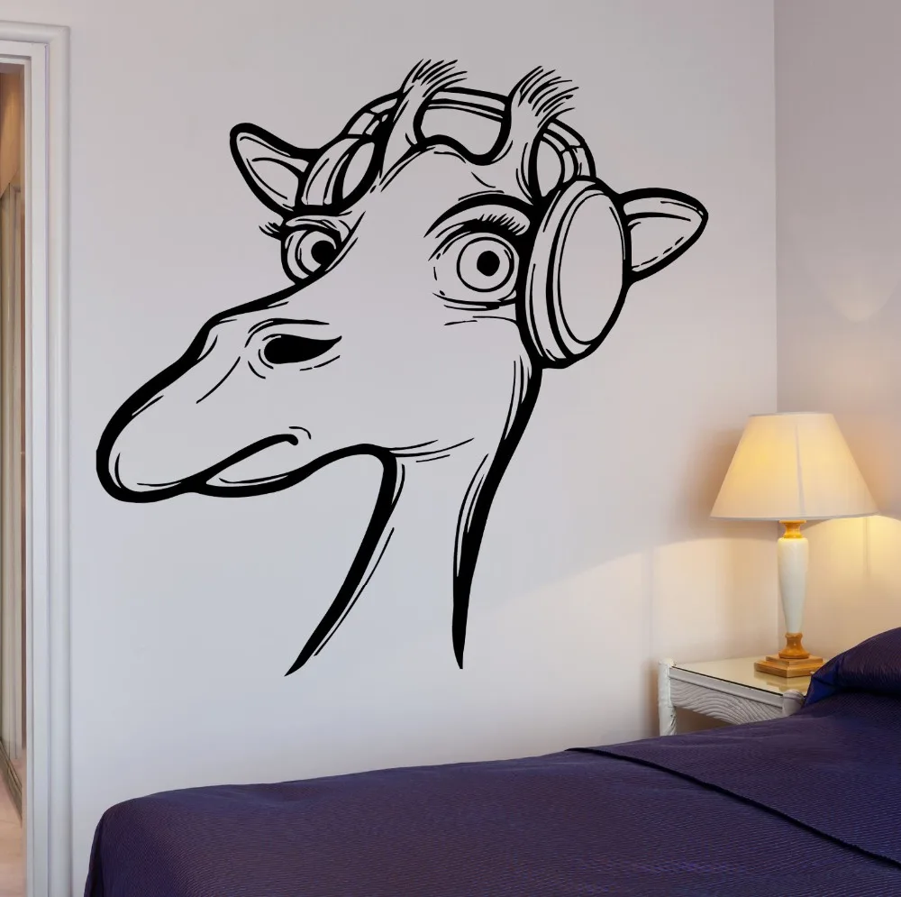 

Free Shipping Wall Decal Headphones Giraffe Music Cool Decor Rock Pop Wall Sticker For Bedroom Art Vinyl Mural Decoration A-43