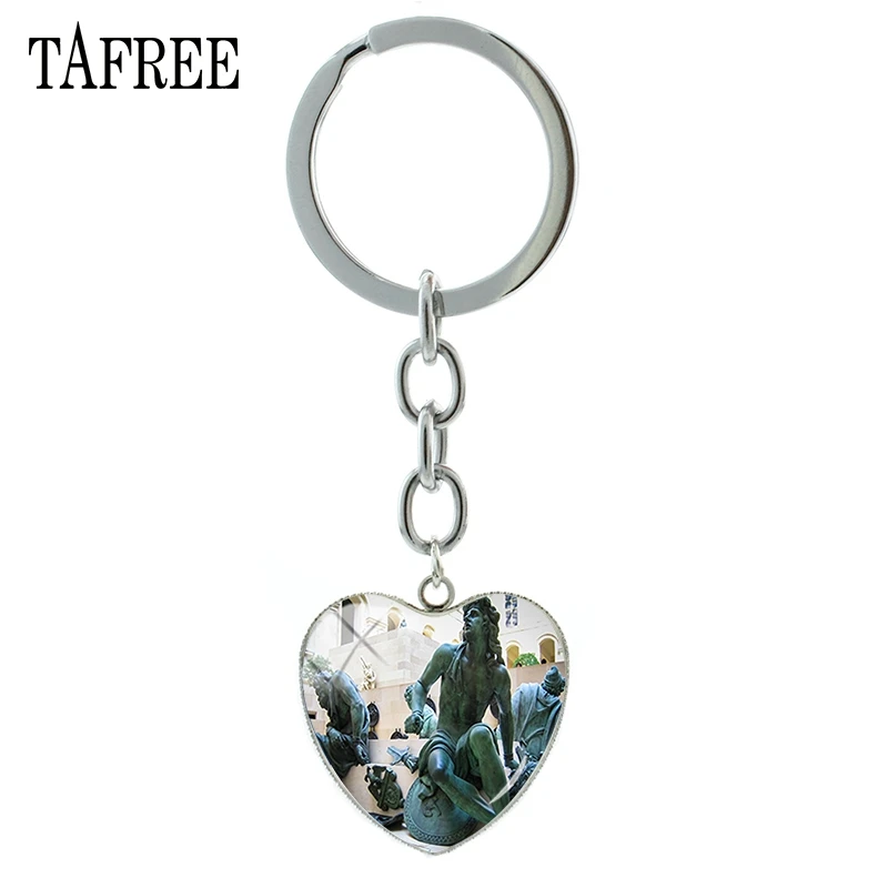 Цепочка для ключей TAFREE с изображением Лувра и сердца | Украшения аксессуары