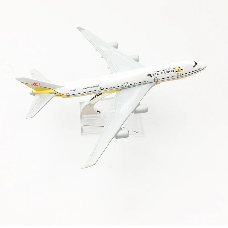 Модель самолета Королевский Бруней авиалинии модель Боинг 747 16 см из