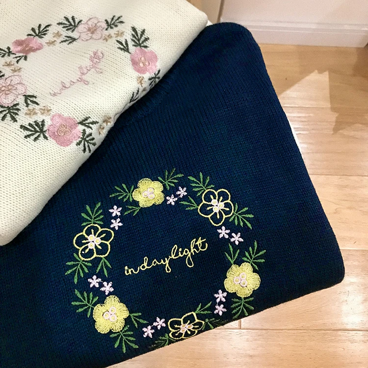2 colors 2018 autumn and winter round floral embroidery o neck knitted sweaters womens pullovers (F1305) | Женская одежда