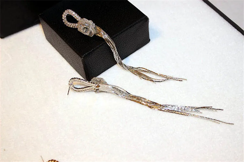 Массивные длинные серьги с кисточками и кристаллами в виде цветка для женщин Bijoxu