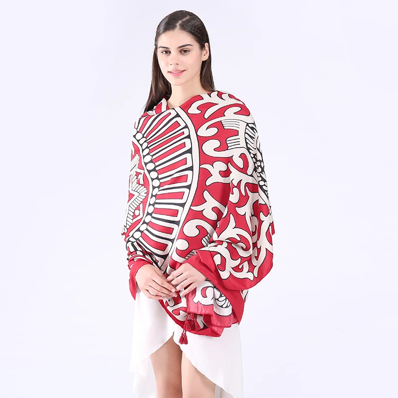 Женский теплый шарф Marte &amp Young осенне-зимний длинный с принтом головы льва красный