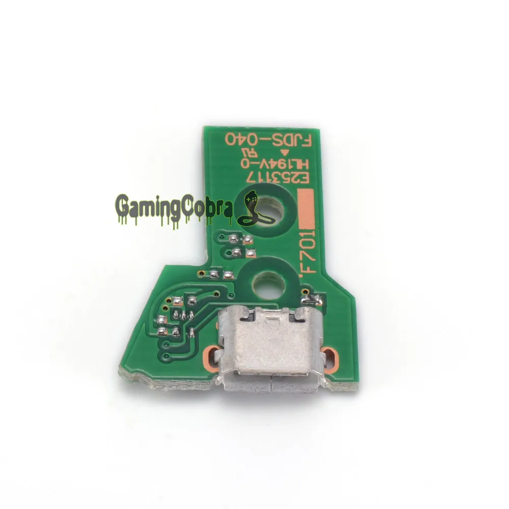 

eXtremeRate 4.0 Charging Port Charger Socket Board Replacement Part for PS4 Pro Controller JDM-040