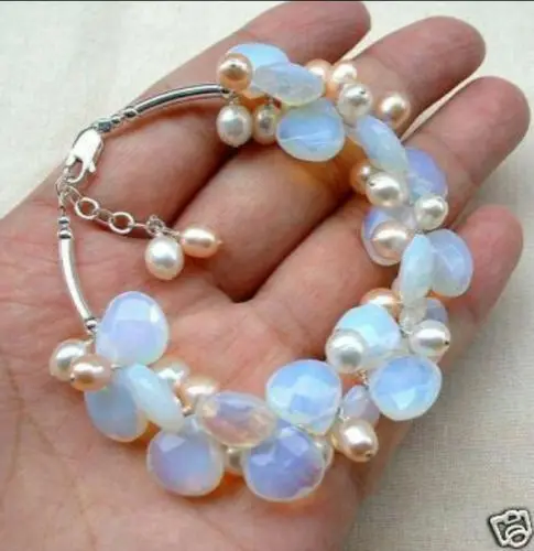 

huij 001341 Blue Fire Opal and Fresh Water Pearl Cluster Bracele 7.5 inches