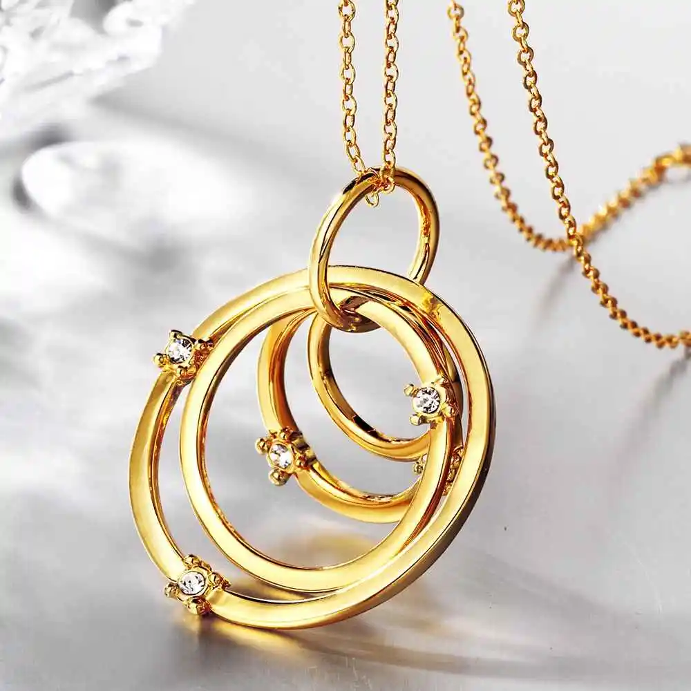 Ожерелье с круглым кулоном из циркония Цвет: розовое/золото/белое золото |