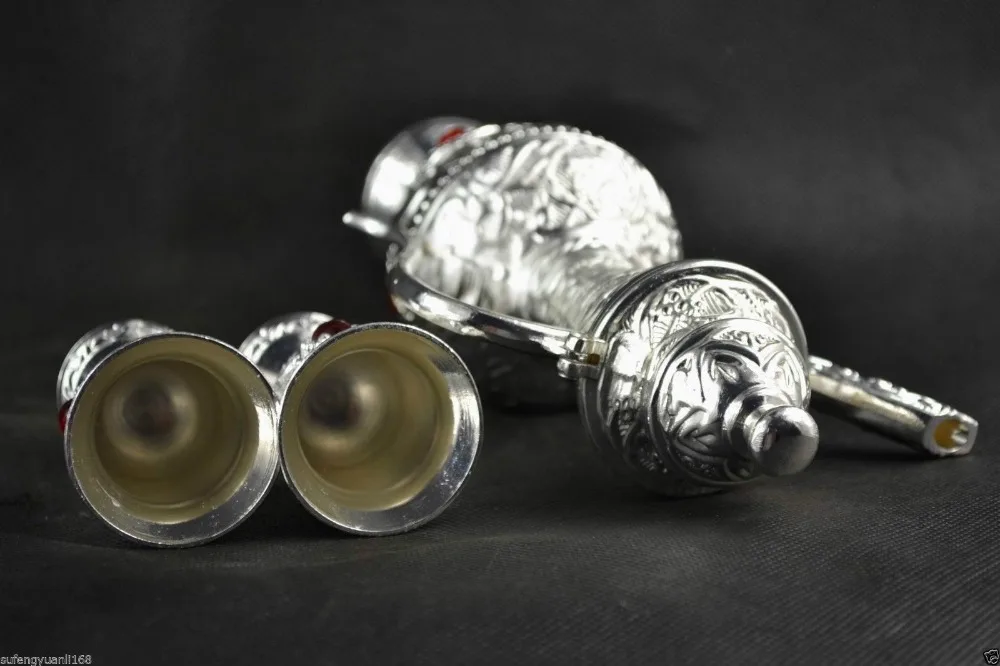 

China tibet Silver Carved Silver Inlaid a pot of wine glasses