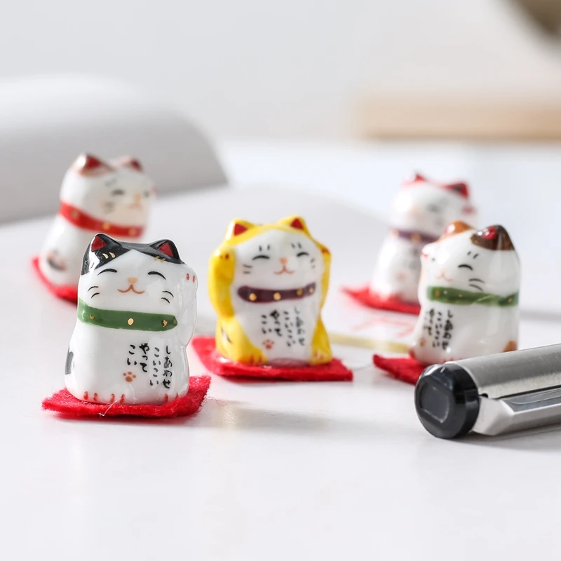 

2019 Popular Cat Figurines Home Decoration Accessories for Table Office Lucky Wealth Ornaments Gifts Home Decoration with Gifts