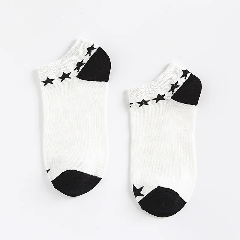 White black stars Модные короткие Дышащие носки для женщин Весна Лето Повседневные Носки универсальные черные белые полосатые хлопковые носки женские s кавайные носки - Цвет: White black stars