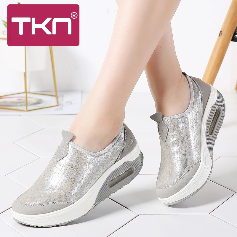 Женские кроссовки на платформе TKN повседневные с дышащей сеткой Tenis Feminino слипоны