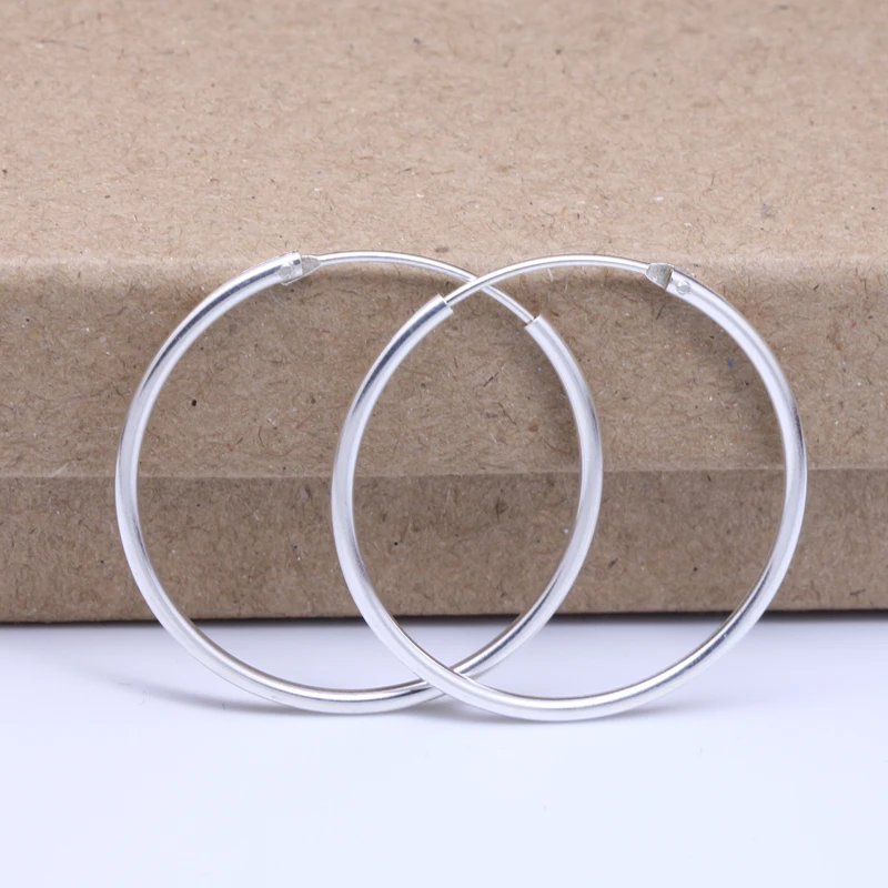 Реально! Круглые серьги-кольца из серебра 925 пробы диаметром 3 см/30 мм | Украшения и