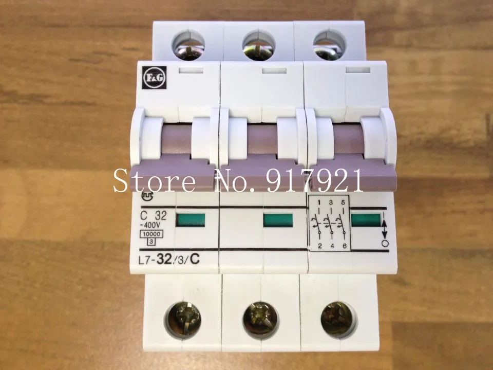 

[ZOB] The original German MOELLER Moeller L7-32/3/C imported miniature circuit breaker 32A3P air switch