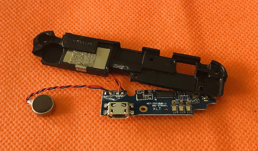 Б/у оригинальная зарядная плата с USB разъемом + Громкий динамик для Gretel GT6000 MTK6737 Quad
