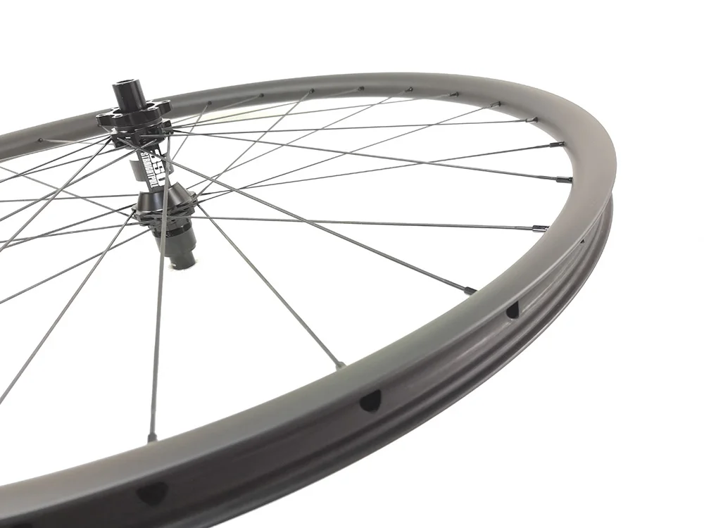 Супер светильник карбоновые колеса XC BOOST 1290 г 110x15 148x12 прямые спицы 28 мм ширина 22