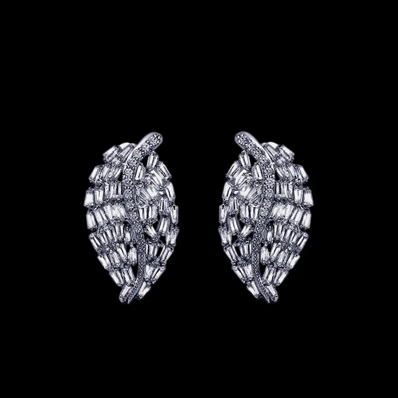 Классическая форма листа Женская Сережка гвоздик призматическая резка