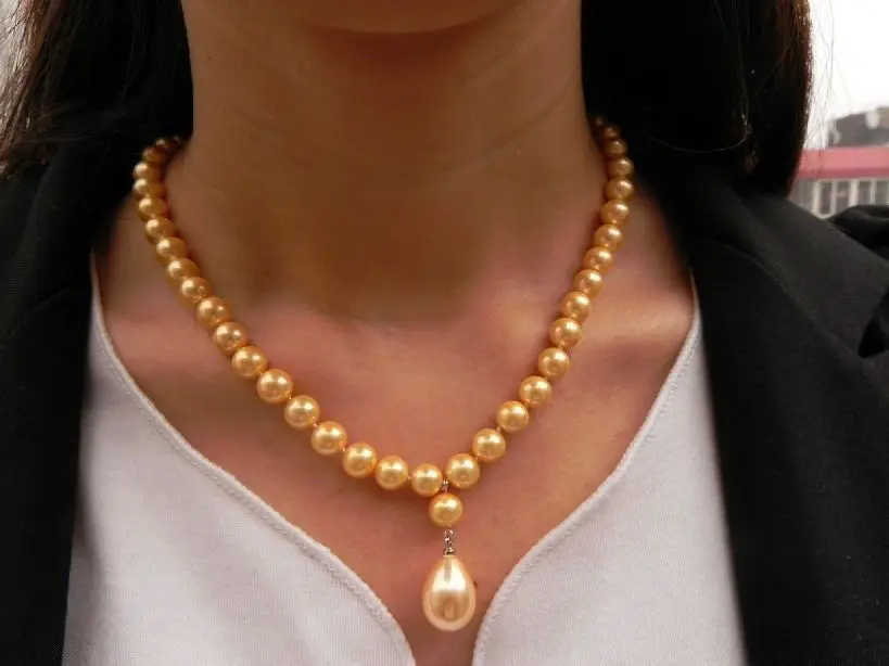 

Elegant Prety 8-12MM Grey Sea Shell Pearl Necklace 18" AAA