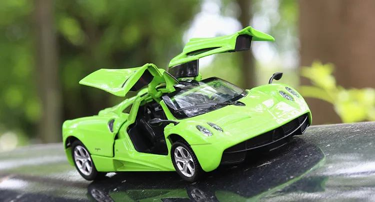 1:32 игрушечная машинка Pagani Automobili металлическая игрушечная литая машинка литые игрушки и игрушечные транспортные средства модель автомобиля Миниатюрная модель автомобиля игрушки для детей
