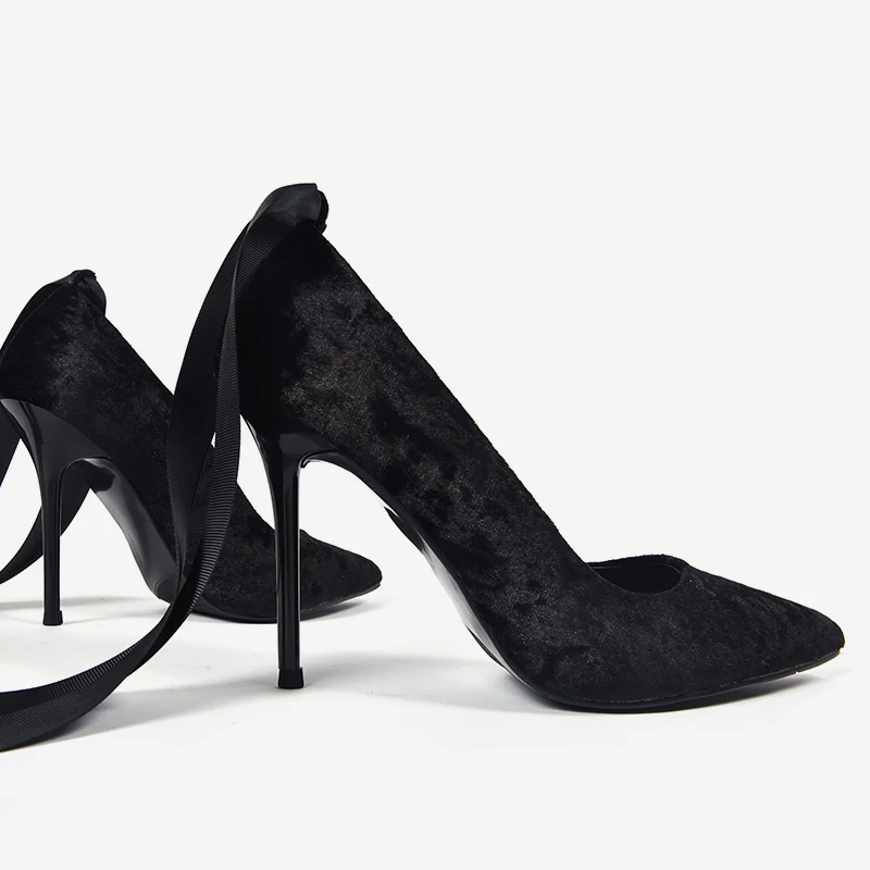 Женские бархатные туфли лодочки на шнуровке с острым носком модные офисные