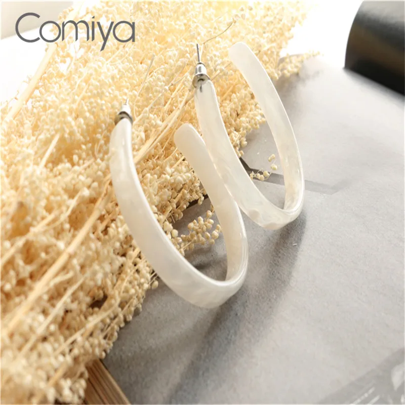 Comiya очаровательные Висячие серьги для женщин белые акриловые Aros Feminino бижутерия