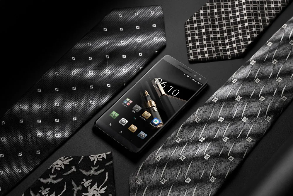 BLACKVIEW MAX 1 смартфон с лазерной проекцией 6 ГБ 64 ГБ Android 8,1 6,01 дюймов Восьмиядерный мобильный телефон 16MP NFC 4G 4680 мАч сотовый телефон