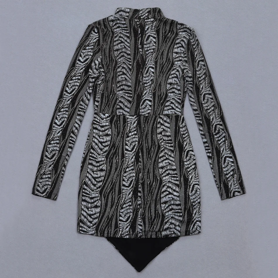 Женское платье с длинным рукавом необычное приталенное вышивкой ложным