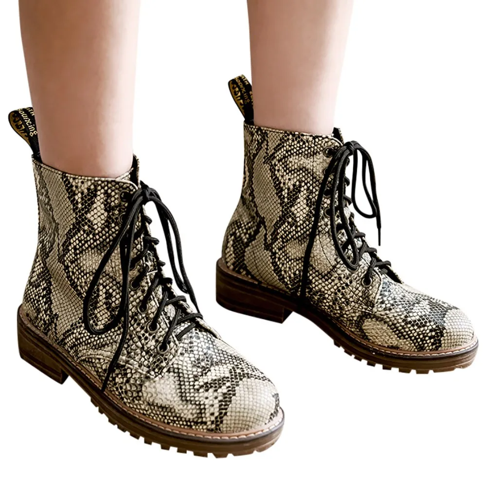 Ботинки на шнуровке женские ботильоны со змеиным рисунком ботинки с принтом