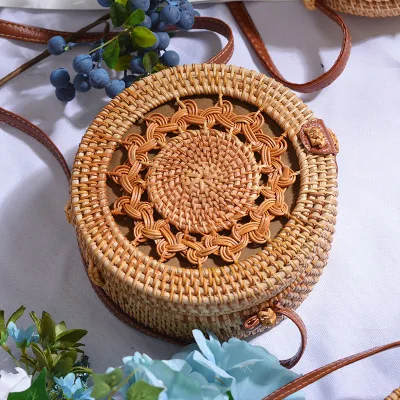 Круглые соломенные сумки, женская летняя сумка из ротанга, ручная работа, тканая пляжная сумка через плечо, круглая богемная сумка, БАЛИЙСКАЯ сумка - Цвет: loukongpikou18x8