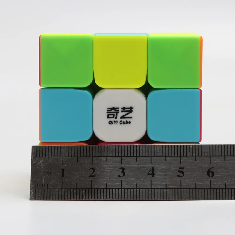Волшебный кубик QIYI, бренд 3x3x3, скоростной кубик для мальчиков и девочек, детский профессиональный Кубик Рубика, головоломка, обучающие игрушки для детей, улучшающие интеллектуальную