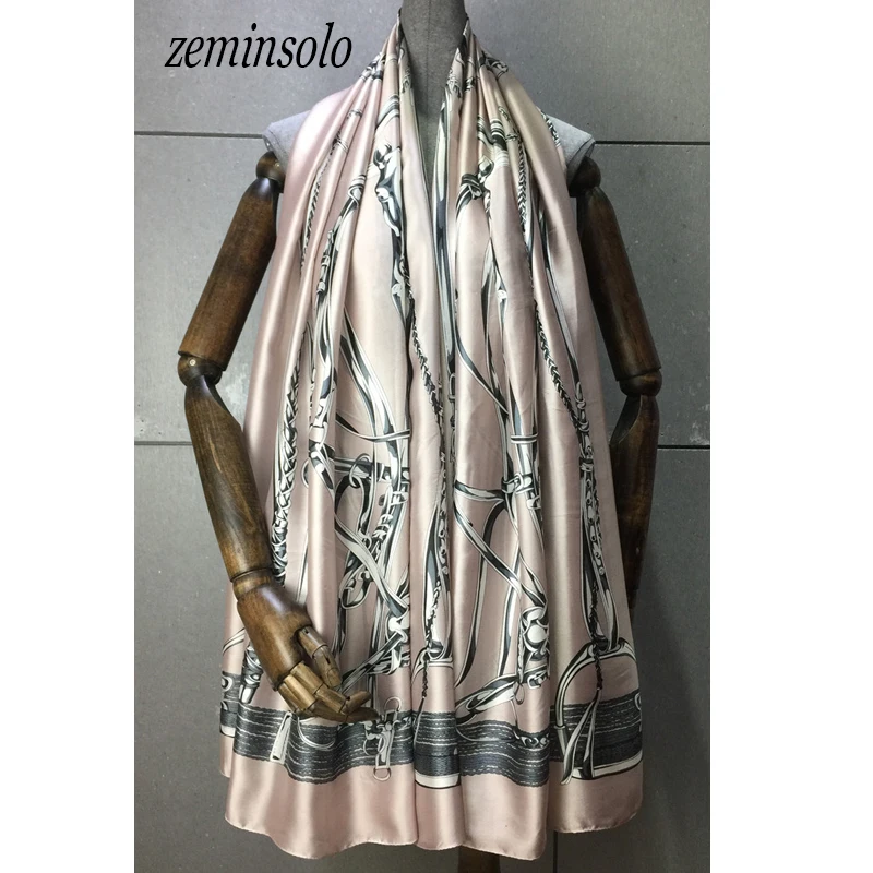 Рисунок 2 - Шарф женский из натурального шелка